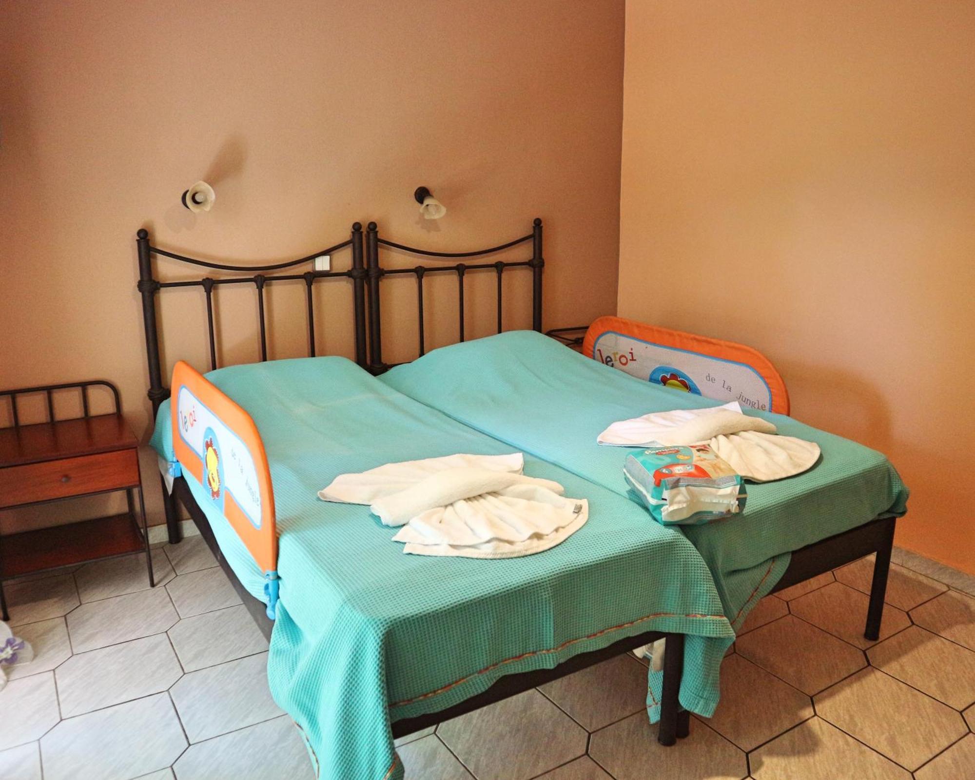 Villa Eleni Seaside Apartments Platanés Szoba fotó
